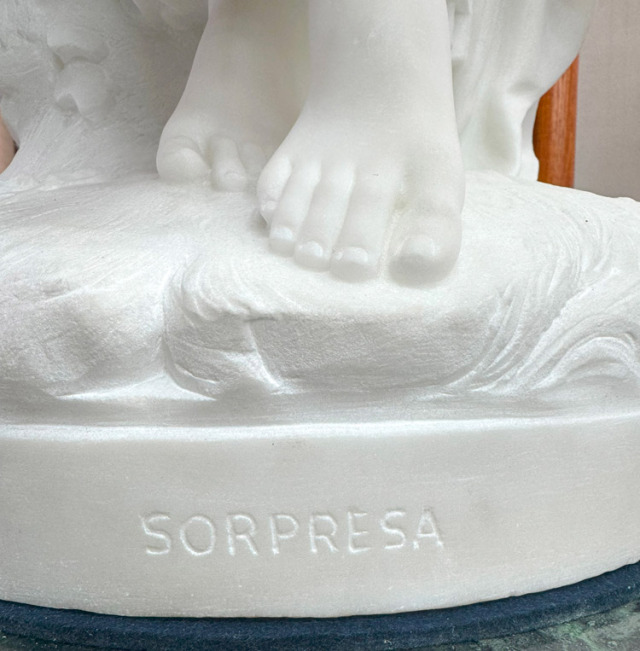 天然大理石彫刻女性像 「SORPRESA」 Franco cervietti工房サイン入り