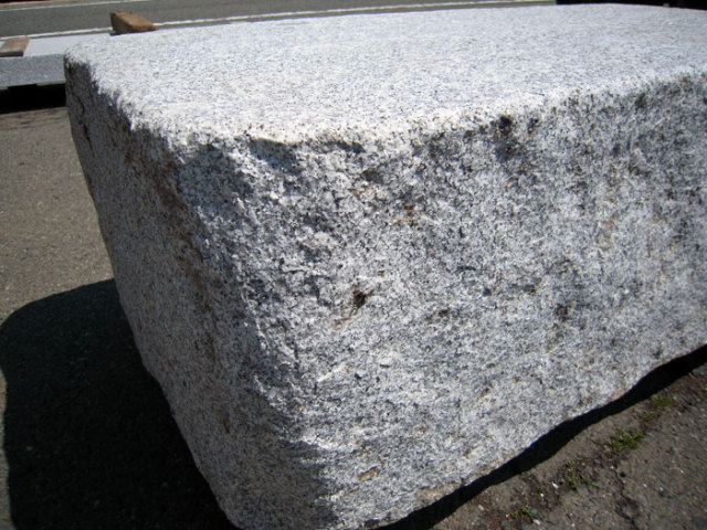 真壁石 沓脱石 銘石 115cm 茨城県産 御影石 踏み石 景石 庭石 天然石