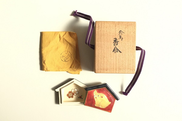 香合 亥 絵馬 久田宗也書付 真葛 宮川香斎作