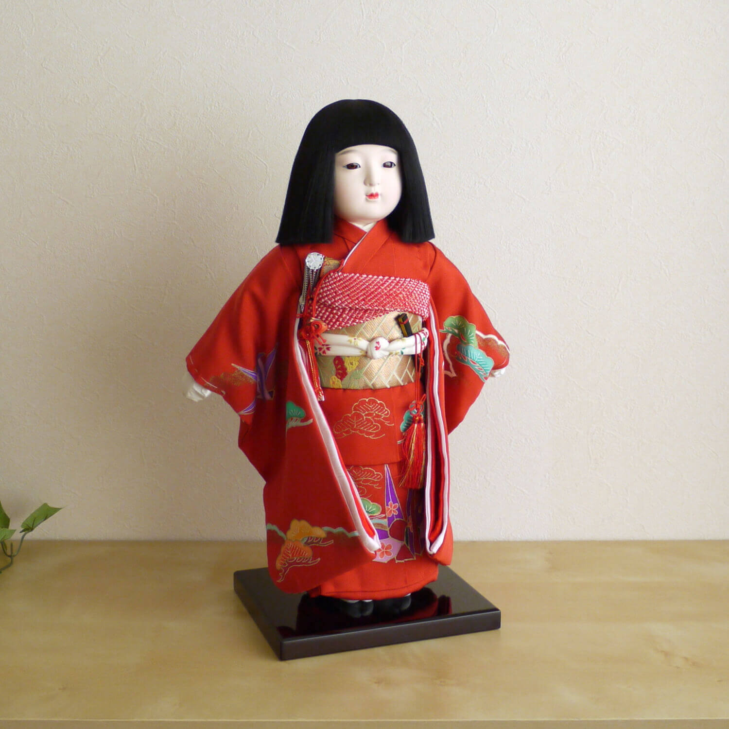 元賀章介作 12号(尺二)正絹手描 松に折り鶴 市松人形 増村人形店 10000540