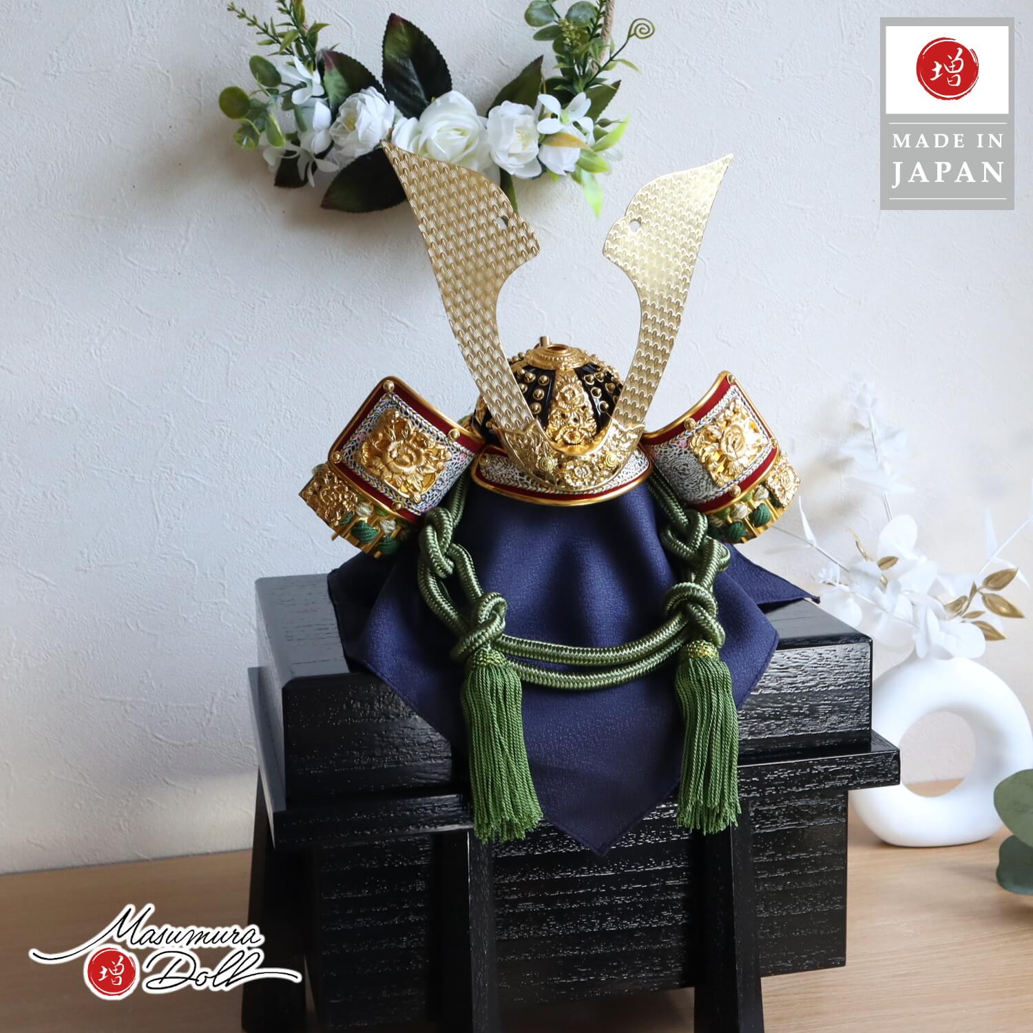 五月人形  伝統工芸士 誠山作 10号 濃緑糸縅兜 萌葱裾濃 無双結び 金小札 合せ鉢 黒木目唐櫃 増村人形店 10002478