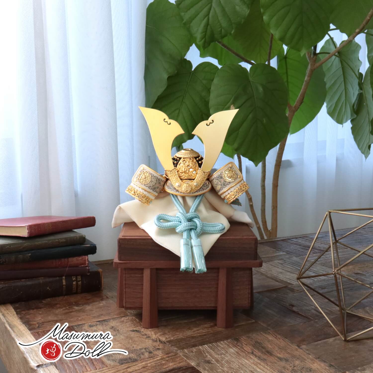 五月人形 伝統工芸士・平安晴峰作 淡浅葱色糸金小札兜 最高級国産ウォールナット唐櫃 実店舗超早期完売商品  江戸甲冑 5月人形 雄山 皐月人形 五月飾り 兜鎧飾り 鎧兜飾り 増村人形店 天賦 shawasgu