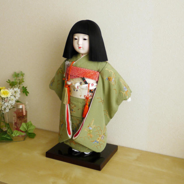 元賀章介作 12号(尺二)正絹手刺繍 変わり青梅に小花 ヒワ色 増村人形店 10000549