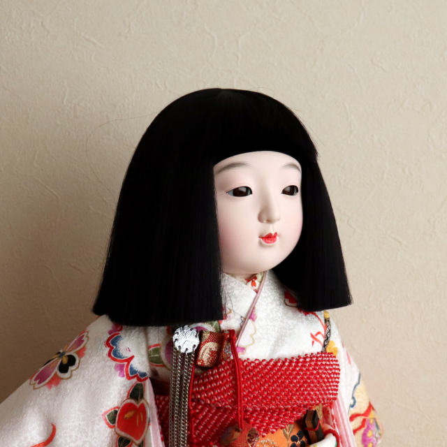 市松人形 三世元賀章介作 特注品　12号 元賀章介作 12号(尺二) 本帯スワトウ刺繍 手刺繍 波に扇面 黒 手