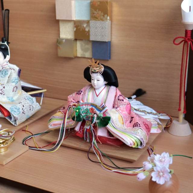 雛人形 コンパクト モダン おしゃれ インテリア ひな人形 おひなさま 小西清甫 京十一番正絹西陣織 有職文様 かわいい お雛様 雛 親王飾り 増村人形店 MMN1253