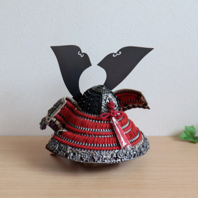 美品 平安晴峰 作 五月人形 鎧兜1式 五月人形 伝統工芸士・平安 晴峰作 10号 シルバー 錫製総金具 増村特別
