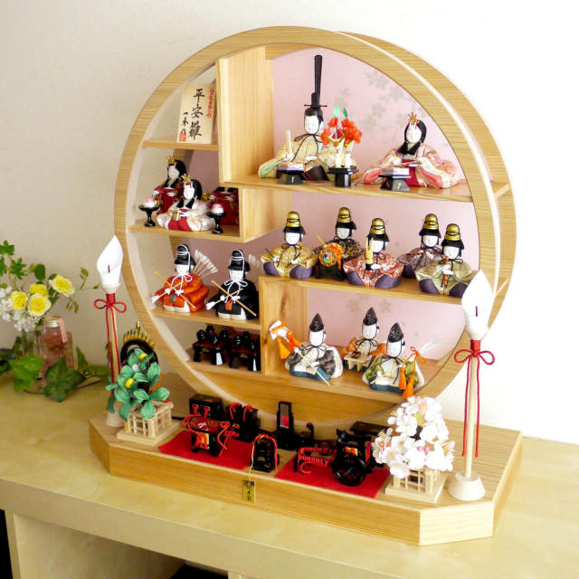 〈中古美品〉秀月雛人形10人飾り 秀月 雛人形の値段と価格推移は？｜15件の売買データから秀月 雛人形の