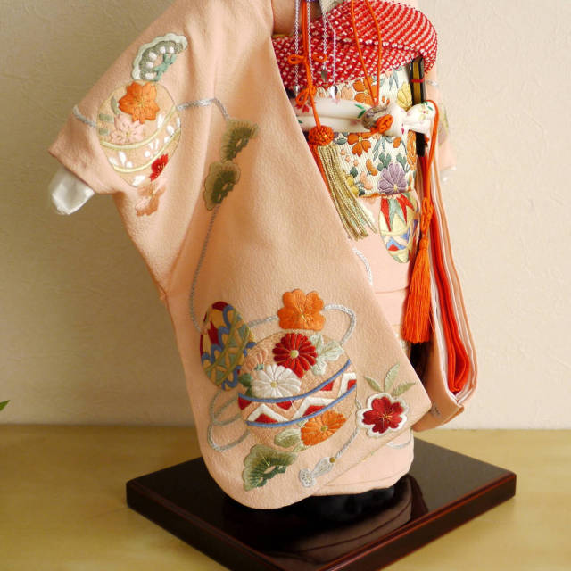 元賀章介作 12号(尺二)正絹手刺繍 手まり ピンク色 手塗本漆塗台 市松