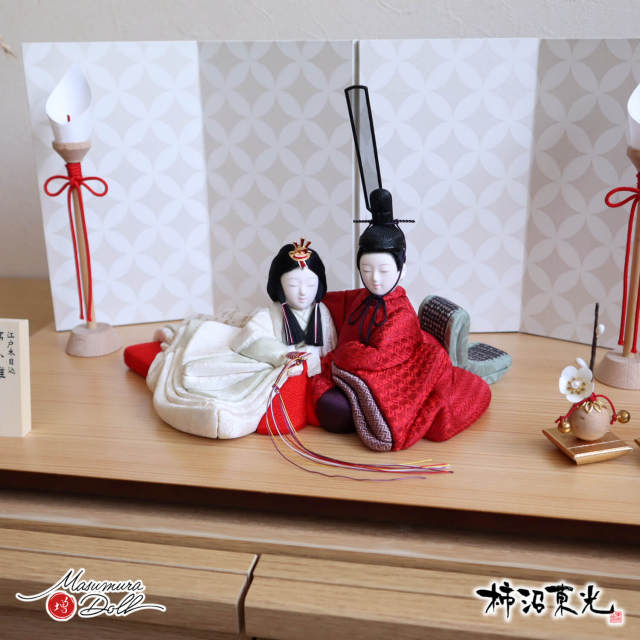 ひな人形　雛人形　ひな祭り　柿沼東光作 柿沼東光作 優花雛 屏風 二曲一双済美箔 木製黒塗燭台 貝桶 繭製