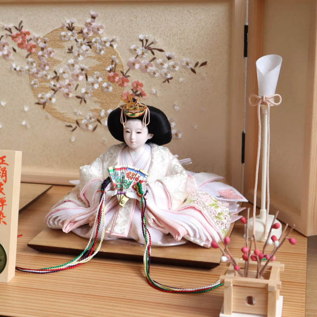 京都・二世 三宅玄祥作 11番 正絹西陣織 「手描き桜」ヒノキ枠本刺繍