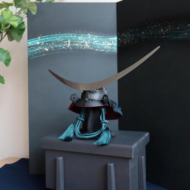 五月人形 伝統工芸士 雄山作 漆黒・1/3伊達兜 浅葱糸 京都 北村松月堂