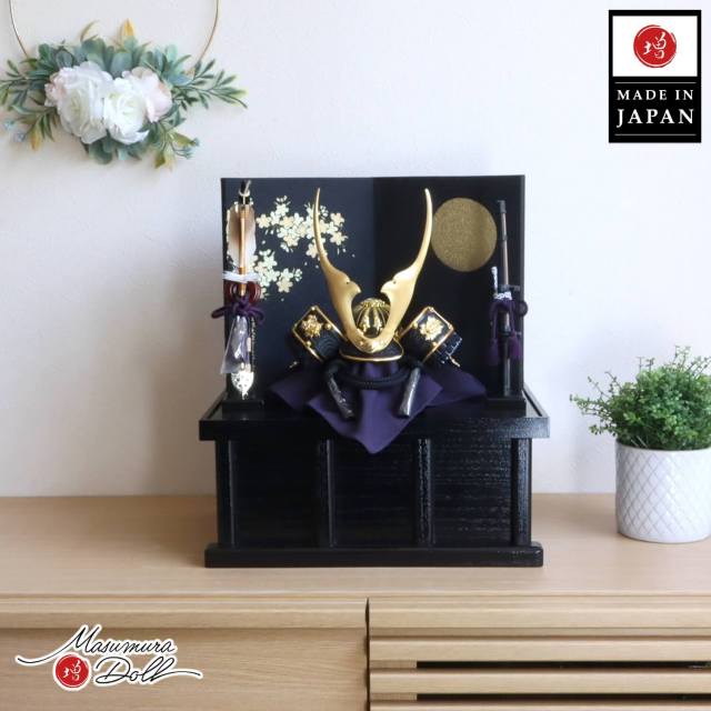 新作 蒔絵屏風「月に桜」漆黒 貫前(ぬきさき) 本印伝革兜 共吹き返し 兜 国産 黒木目塗収納 本藤巻弓太刀 増村人形店  貫前神社所蔵模写 10002542