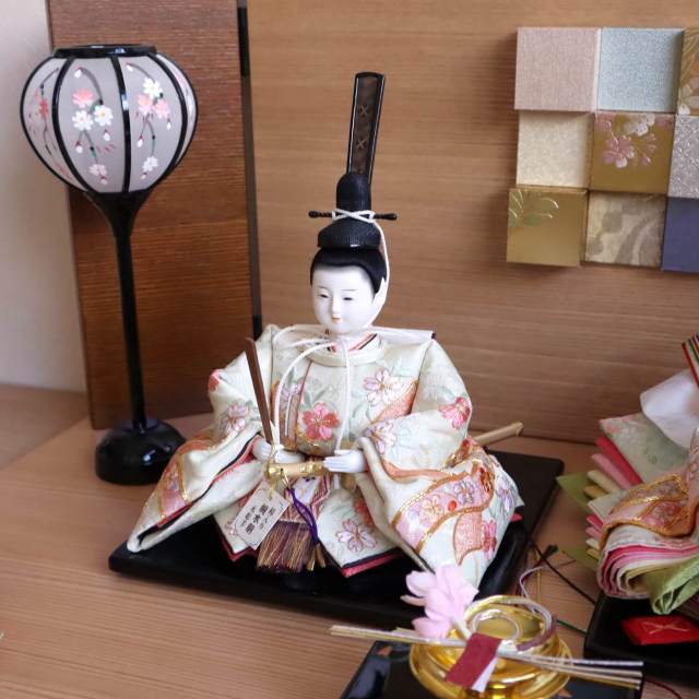 雛人形 最新作 小出松寿作【増村限定品】四寸おぼこ雛 京刺繍 金駒