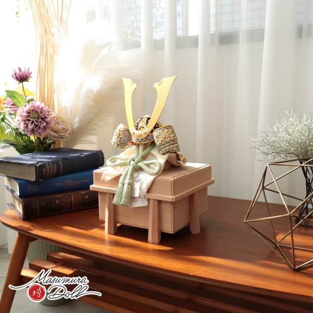 伝統工芸士 京北野・平安武久作 京8号 淡若竹色糸金小札国産杉唐櫃飾り・京製京甲冑 五月人形 京甲冑 5月人形 皐月人形 兜鎧飾り 鎧兜飾り 増村人形店 awabkws