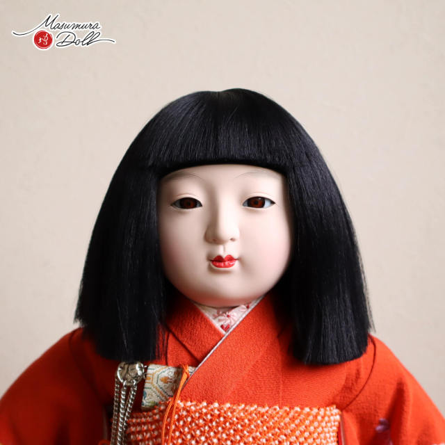元賀章介作 10号(尺二) 手刺繍 松竹梅に菊 赤 市松人形 越前塗台