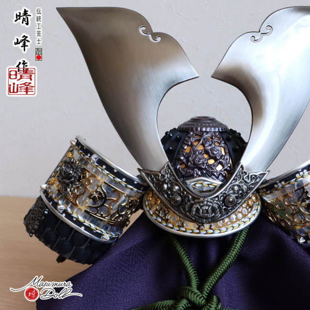 五月人形 【】伝統工芸士・平安晴峰作 10号 ブロンズ 真鍮立体鍬形