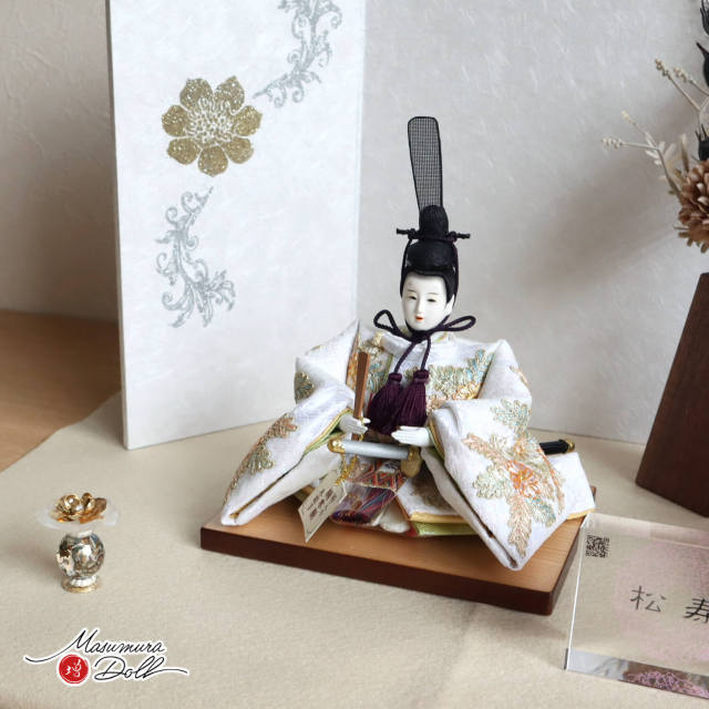 雛人形 【最新作】 小出松寿作 柳 親王 京刺繍 「菊花文様」頭師：市川
