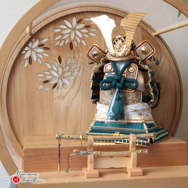 五月人形 鎧 コンパクト おしゃれ インテリア ケース 兜飾り 全身 奉納 奉納鎧 5月人形  端午の節句  数量限定 伝統工芸士 誠山 鉄紺 紺糸 MMN3466