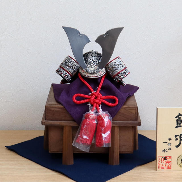 五月人形　京都一福作　18号兜飾り 五月人形 京都一福作 18号兜飾り 五月人形 鎧・兜