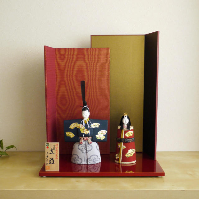 雛人形 伝統的工芸品 三世・金林真多呂作 伝産・ 箔押扇面立雛 屏風正絹川俣杢目 ひな人形 お雛様 木目込み人形 増村人形店 mtrhstskb