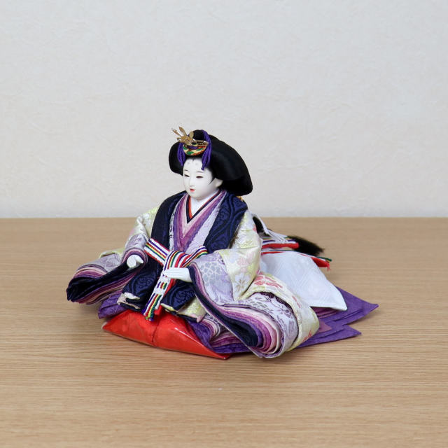 正絹紋綸子☆可憐にこぼれる満面の笑顔☆絞りと刺繍が豪華な3歳七五三用祝い着 正絹紋綸子☆可憐にこぼれる満面の笑顔☆絞りと刺繍が豪華な3歳