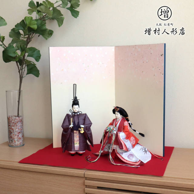 雛人形 内閣総理大臣賞受賞作家 松宝作 35号 立雛 正絹 麹塵染 有職 桐竹鳳凰紋 京都 北村松月堂謹製「引箔 雪桜」毛氈飾り 増村人形店 10001109