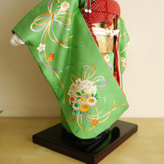 元賀章介作 12号(尺二)正絹別染め くす玉 台 市松人形 女の子 かわいい