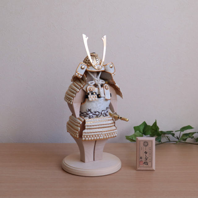 五月人形 伝統工芸士 雄山作 タンゴ侍「白之新(はくのしん)」「月