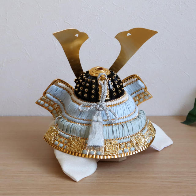 選べる2種類 伝統工芸士 誠山作 ( 淡黒水色兜/淡萌黄色兜 ) 37A 月