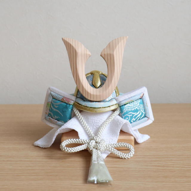 伝統工芸士・柿沼東光作 木目込み兜(ナチュラル杉ノーマル型鍬形)淡水