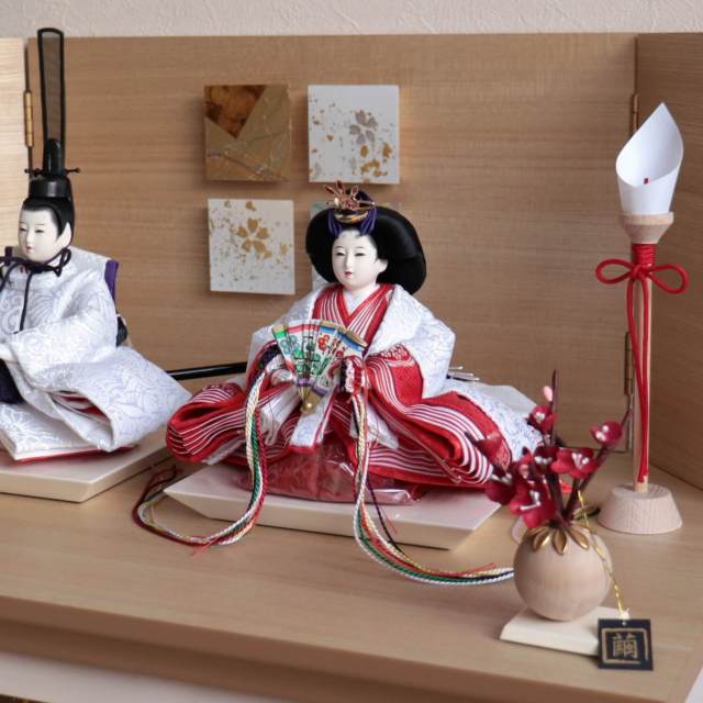 華峰作 芥子 西陣織極上金襴 有職紅白雛 レリーフ収納箱飾り 木製燭台 