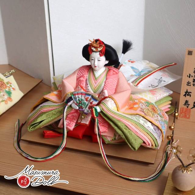 雛人形 最新作 小出松寿作十一番 正絹 金彩「菊の花と熨斗目」 頭師