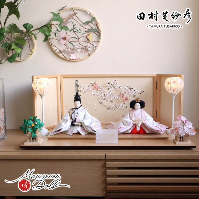最新作 田村芙紗彦作 菊菱正絹有職雛 無地扇 ヒノキ枠本刺繍屏風「夢桜」コードレス手描き白雪洞 桜橘 ナチュラル杉製平台 増村人形店 10001959