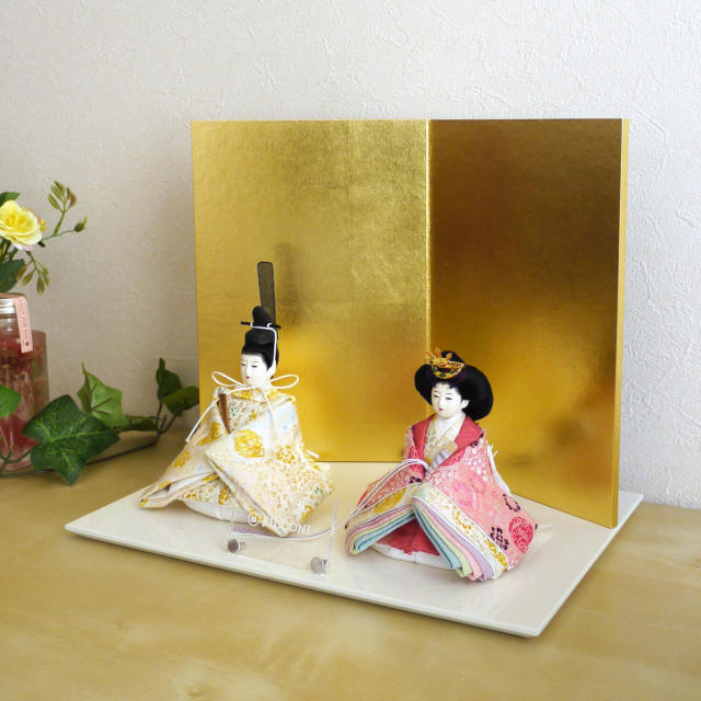 小西実作 PICCONI 遥-はるか- Rinおすべらかし 京製正絹西陣織 箔押二曲 台 増村人形店 10000414