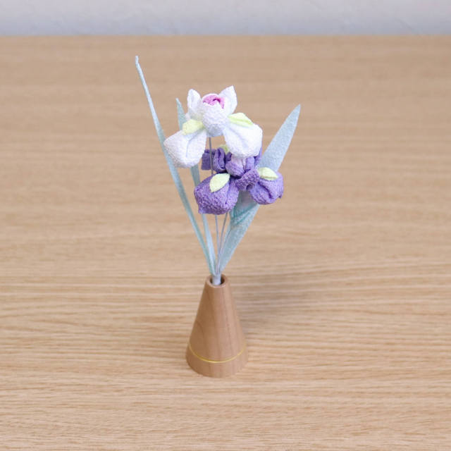 乾隆巻き枝の花卉つまむ脽五桃天球瓶 現代工芸品 美術品 装飾品 置物 乾隆巻き枝の花卉つまむ脽五桃天球瓶 現代工芸品 美術品