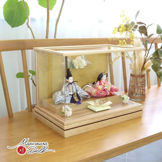 伝統工芸士・清水光雲作 柳サイズ 正絹西陣織 唐草 共柄 白木枠パノラマ アクリルケース ゴールドバック かぶせ式 アートフラワー 桜 ラタン 増村人形店 ケース飾り 10002268