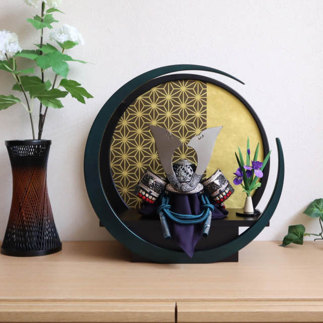 濃紺 陶器 花瓶 金箔装飾 陶器 濃紺 花瓶 花器 一輪挿し 金箔の鳥装飾あり 共箱無し