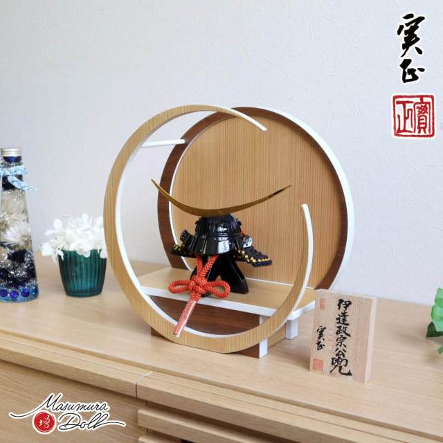 増村人形店 別所実正 6号 伊達政宗 桜唐草屏風 月-tsuki-(小) 円形ナチュラル杉・ウォールナット飾り 10002419