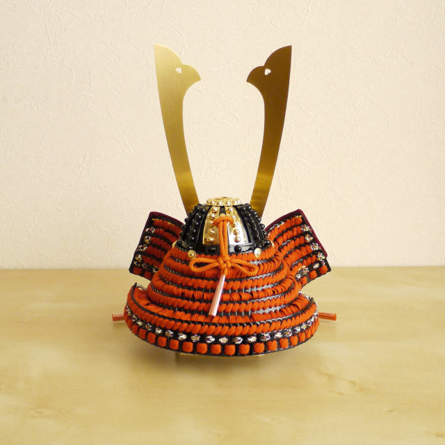 伝統工芸士・東京都名誉都民 加藤一冑作 四分の一 長鍬形 朱赤糸縅兜