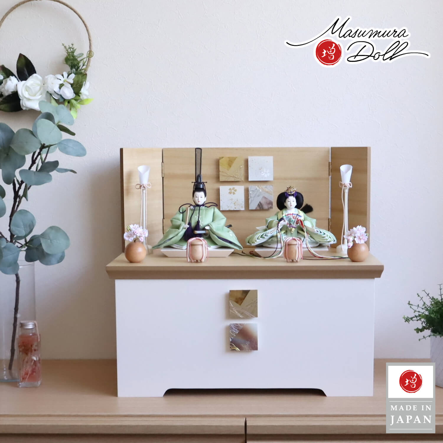 雛人形 伝統工芸士・清水光雲作 柳サイズ 若葉刺繍 正絹西陣織 レリーフ収納箱飾り コードレス燭台 丸玉ちりめん桜 木製貝桶 増村人形店 10001315