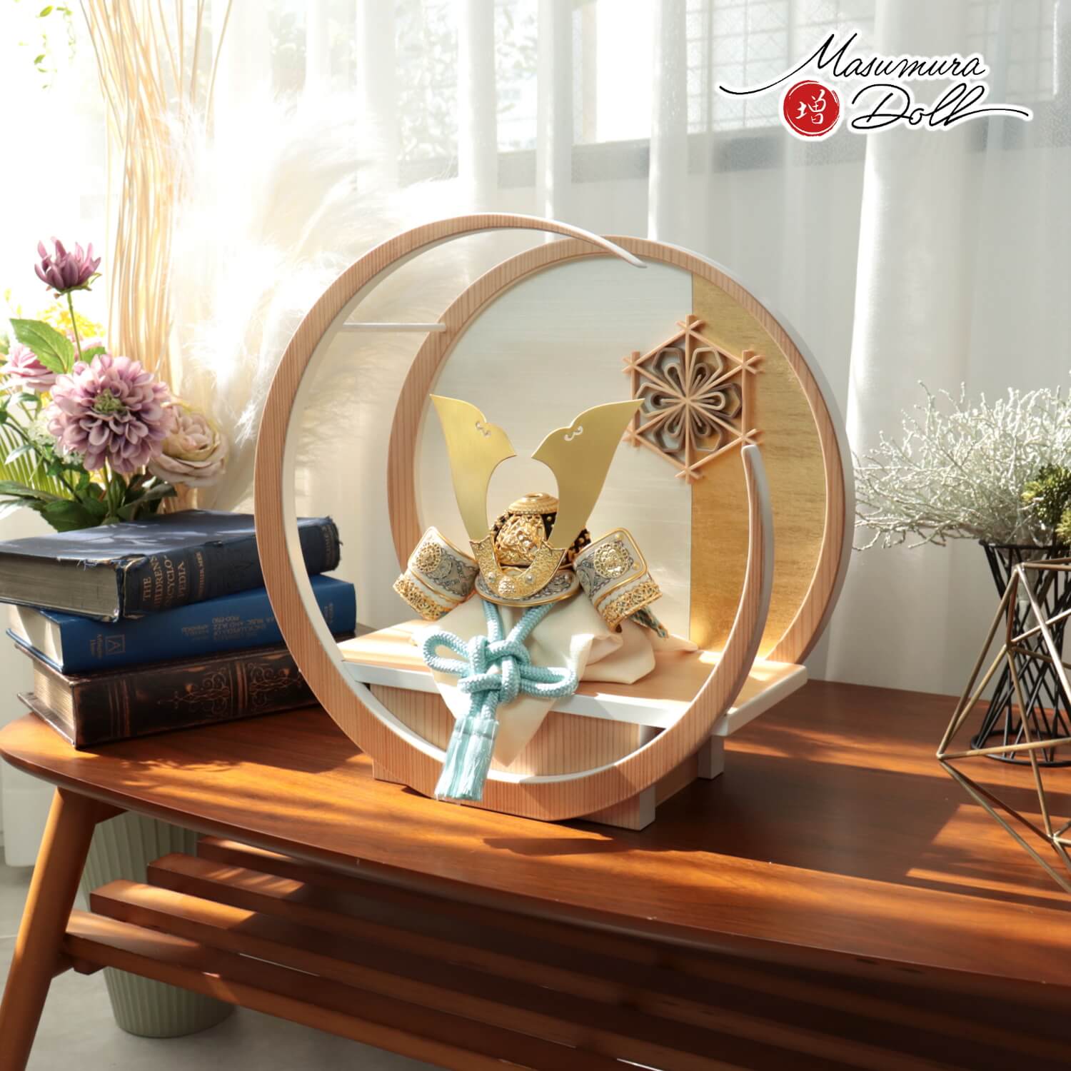 五月人形 伝統工芸士・平安晴峰作 7号 淡浅葱色糸金小札兜 月 -tsuki- 大川組子(伝統的工芸品) 桜柄 日本製円形ナチュラル杉飾り 増村人形店 天賦 10002107