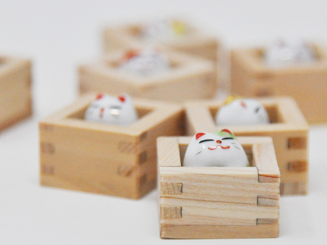 ミニチュアサイズ／縁起物】ねこ枡