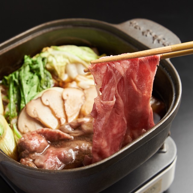 松茸と飛騨牛のすき焼