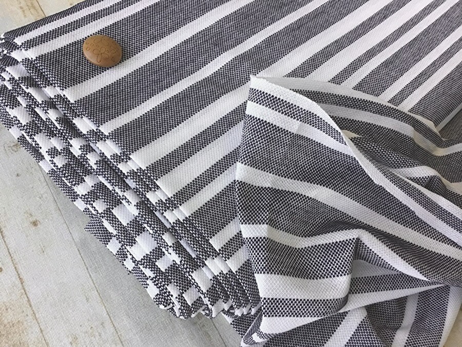 【反売り】Ｔ／Ｃマルチボーダーカノコニット　ネイビーブラック×オフ系[ 幅１６５ｃｍ×約８ｍ ]