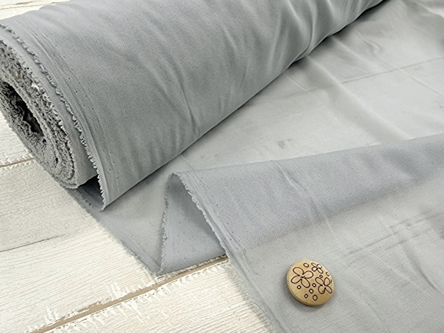 【反売り】  [普通地] ニット用織物接着芯　アイスグレー系 [ 幅１１０ｃｍ×約１５ｍ巻 ]