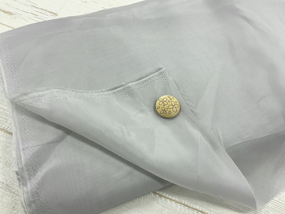 訳あり！【現品処分】  １35ｃｍ幅　キュプラ裏地　ライトグレー系[ メーター選択制 ]