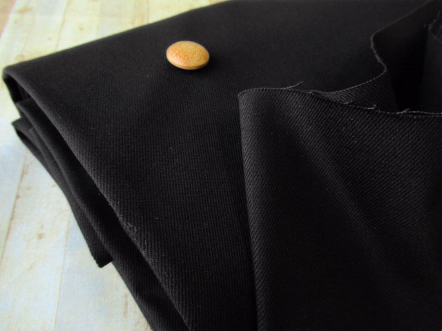 【反売り】ボトムス向き『ストレッチカツラギ』ブラック [ 幅１２４ｃｍ×約５ｍ巻 ]