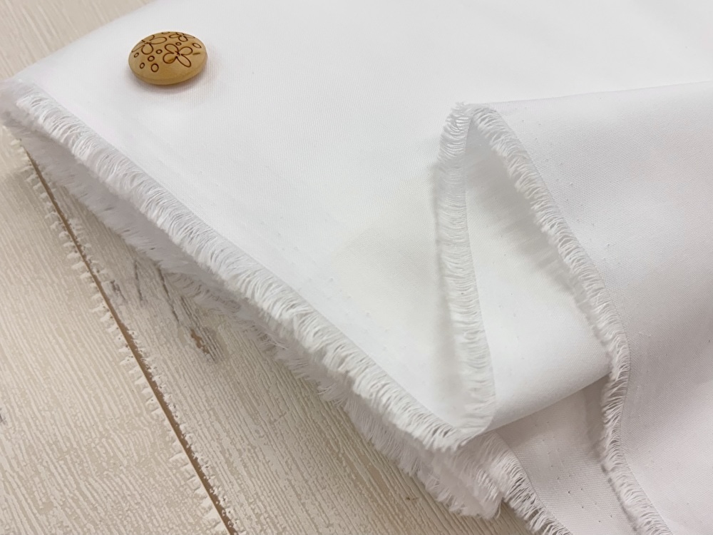 【反売り】  やわらかコットンオックス風 　ホワイト系[ 幅１１０ｃｍ×約６.５ｍ巻 ]