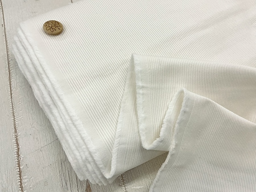 【反売り】ワイド幅  約１４ウェールコーデュロイ　オフホワイト系[ 幅１４０ｃｍ×５.５ｍ ]