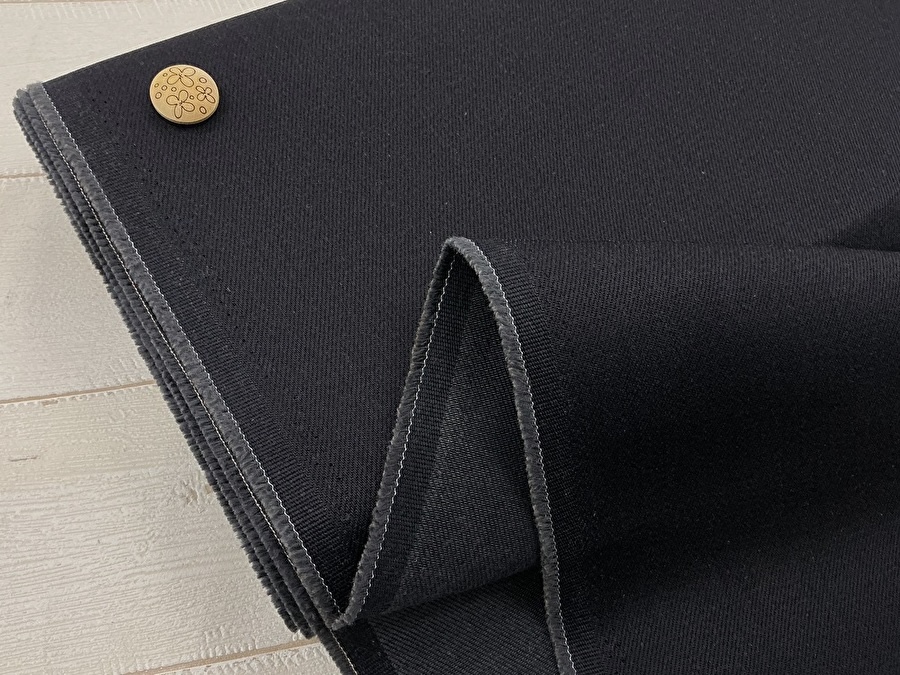 【反売り】 約１２オンス   ハリのあるデニム　 ダークネイビー系[ 幅１４０ｃｍ×約３.５ｍ ]